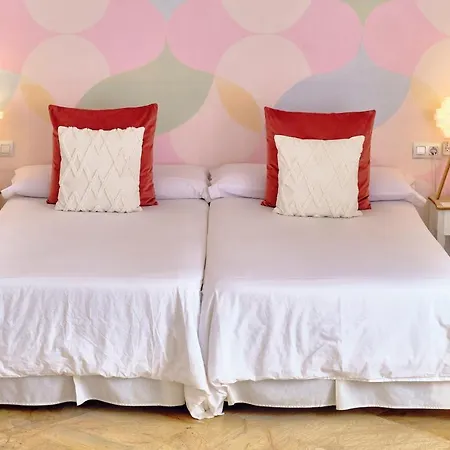 Labrena Hotel 2*